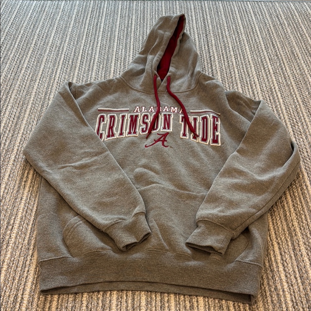 Colosseum Gray Sweater Classic Design